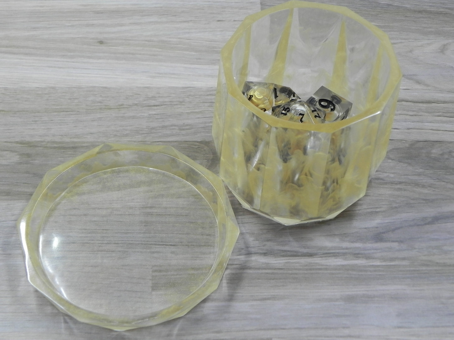 Liquid Core Dice Set: Liquid Gold