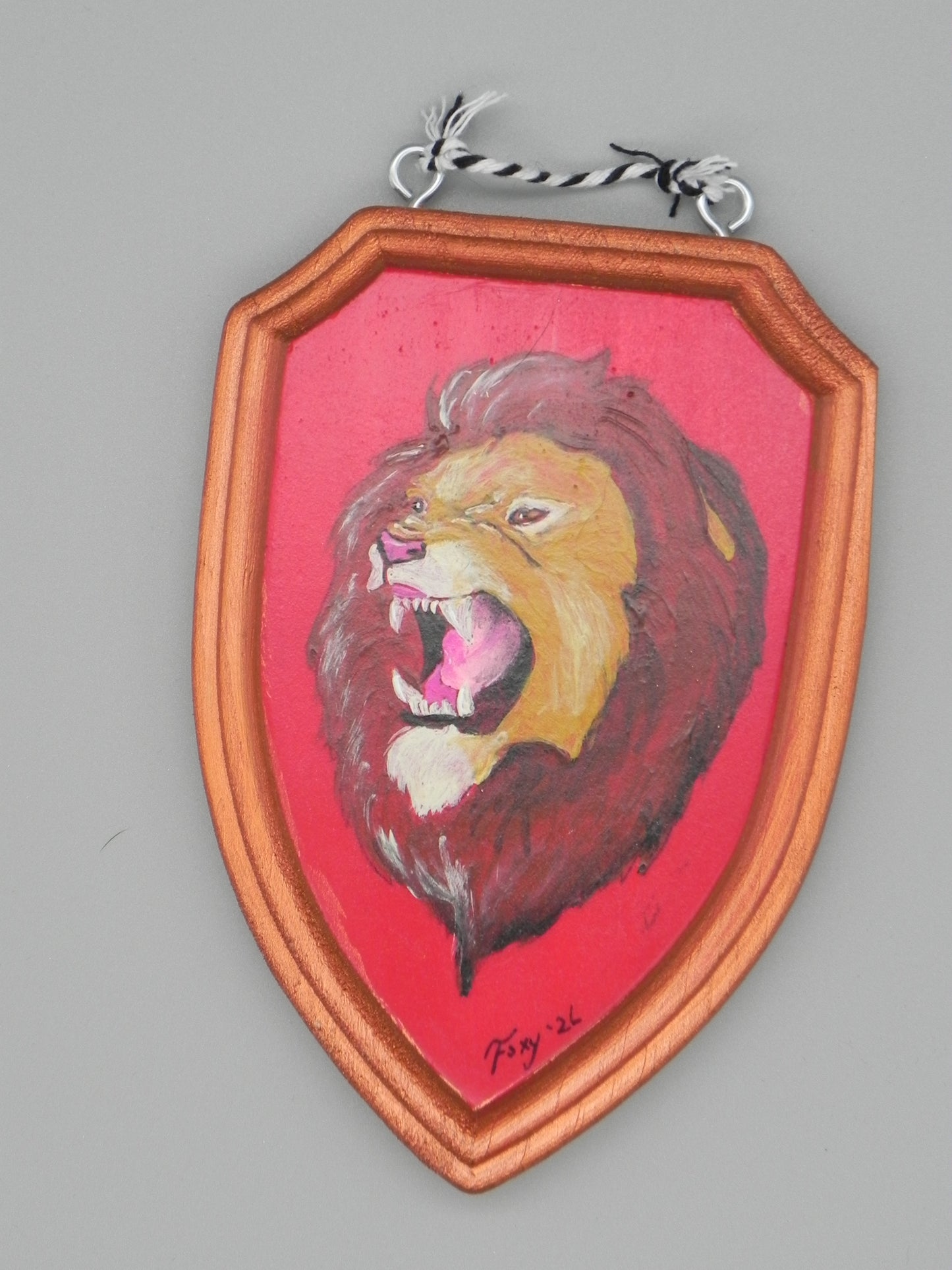 "Lion" mini wood plaque shield