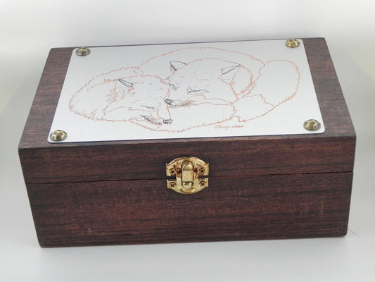 "Snuggling Fox" lined box