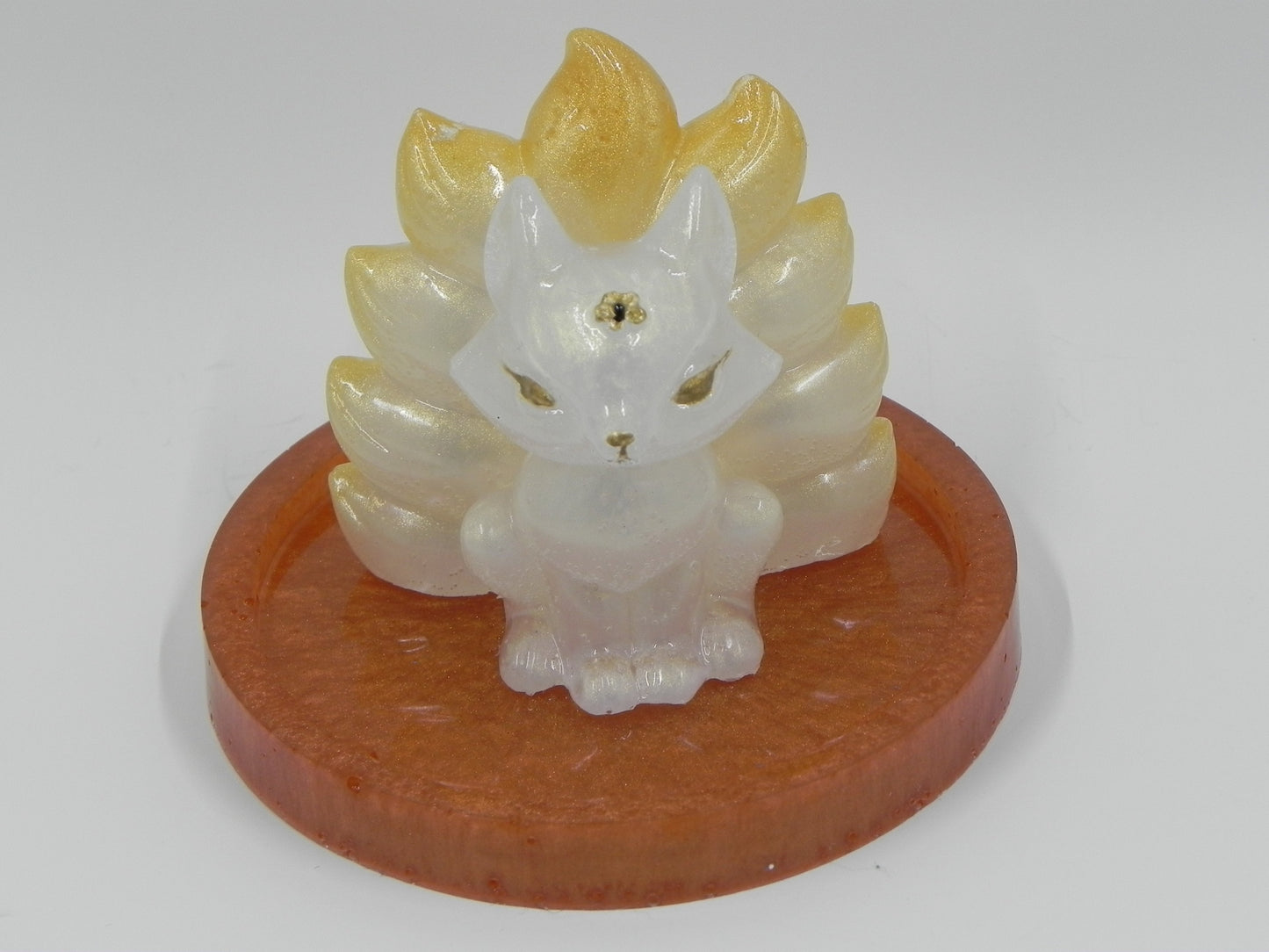 Display dish: Custom