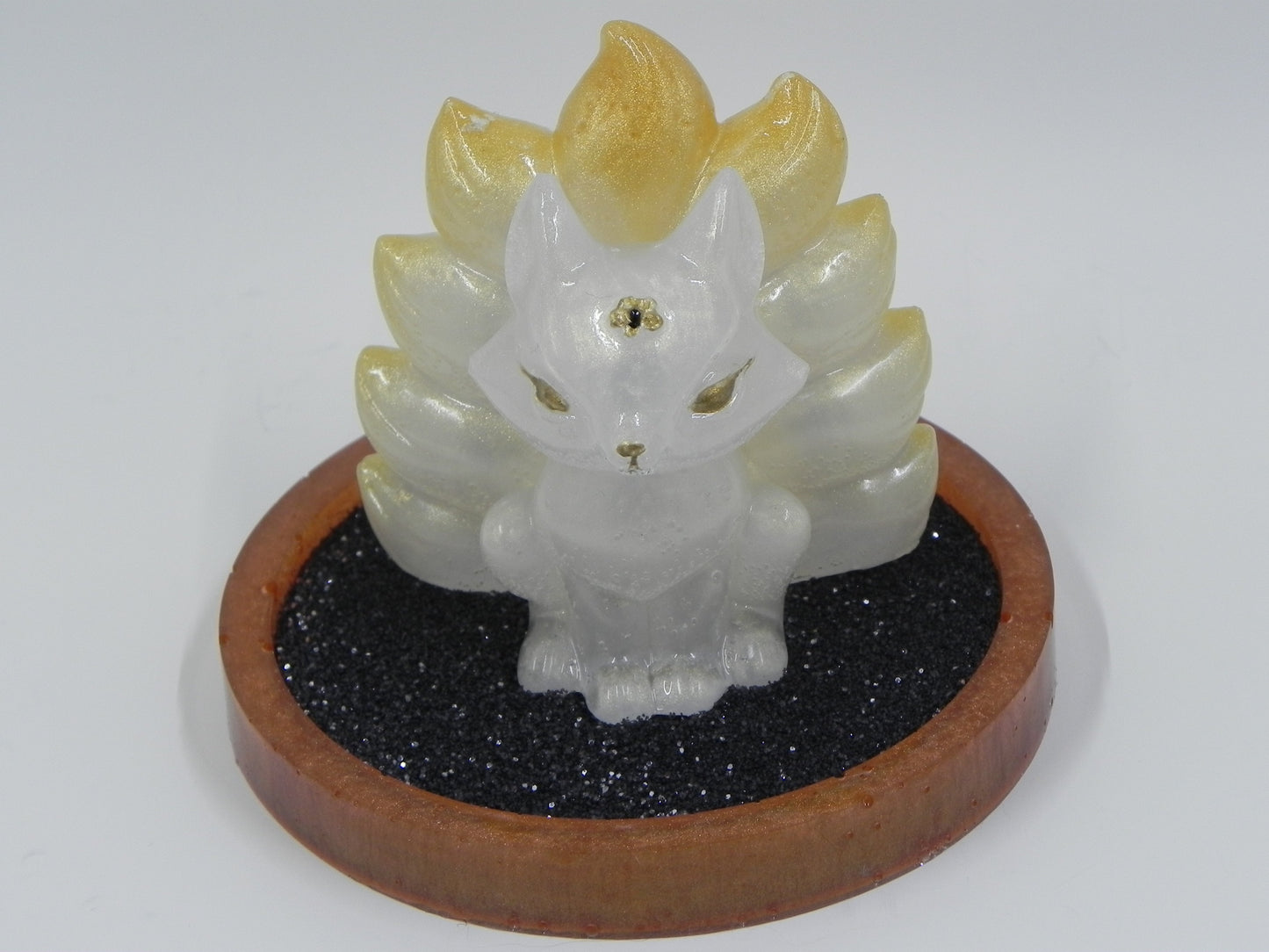 Display dish: Custom
