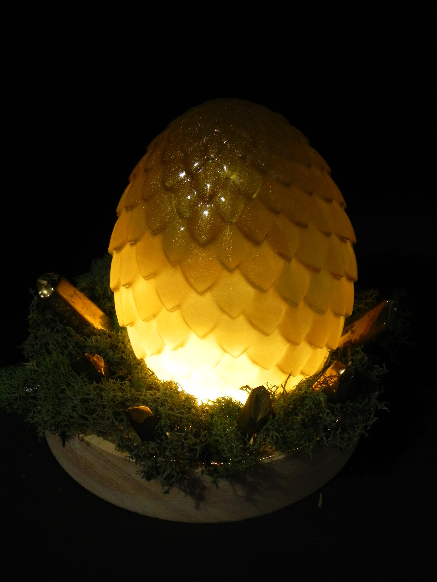 Nested Dragon Egg light