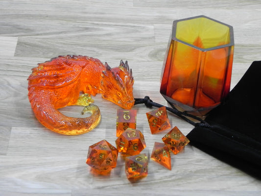 Dice Set with Dragon Dice Beast: Flame