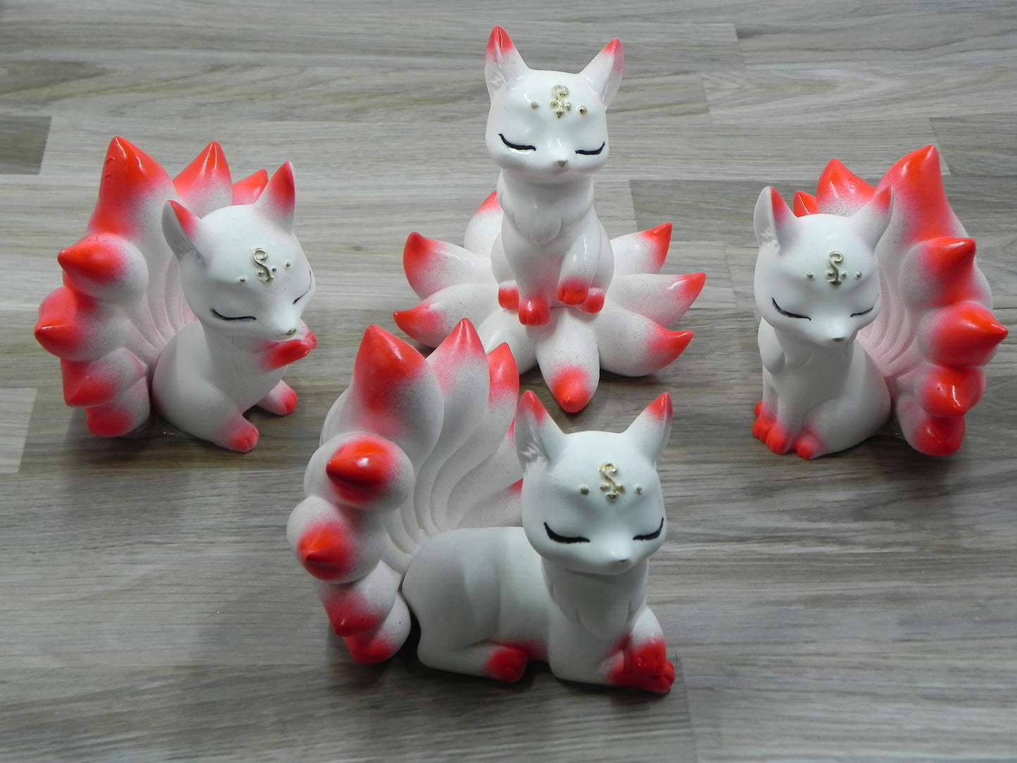 Kitsune Medium Figures-Traditional Red