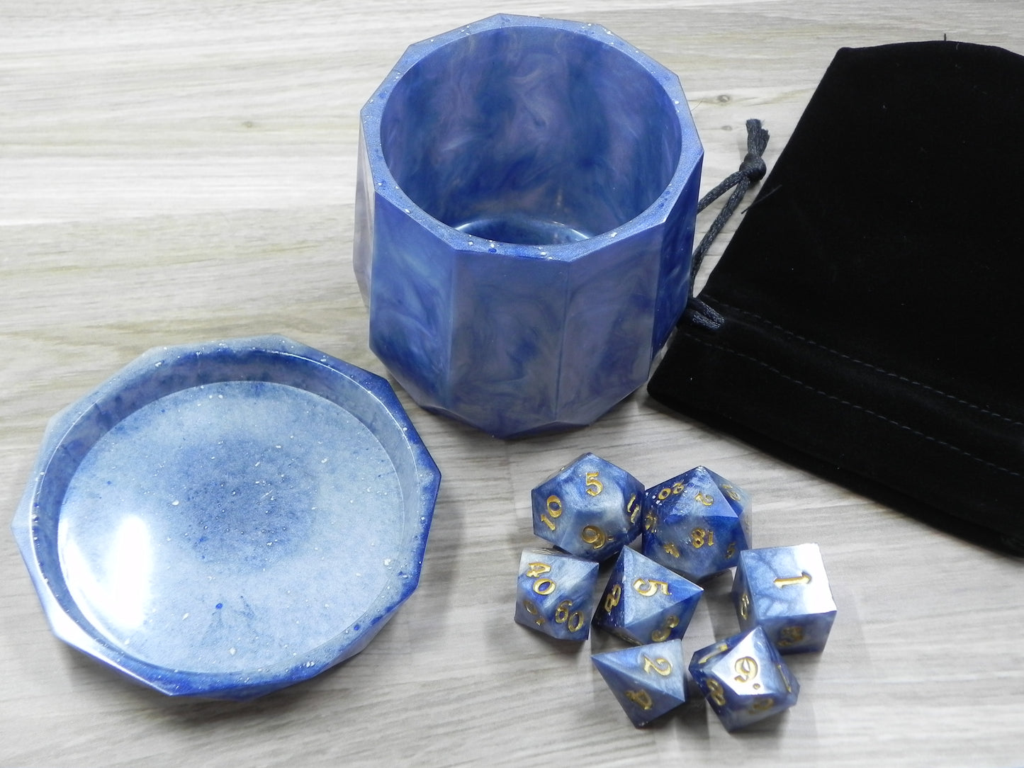 Dice Set: Blue Marble