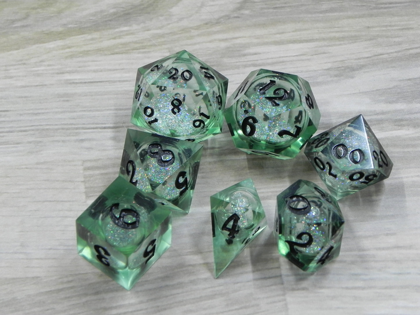 Liquid Core Dice Set: Rainbow Core