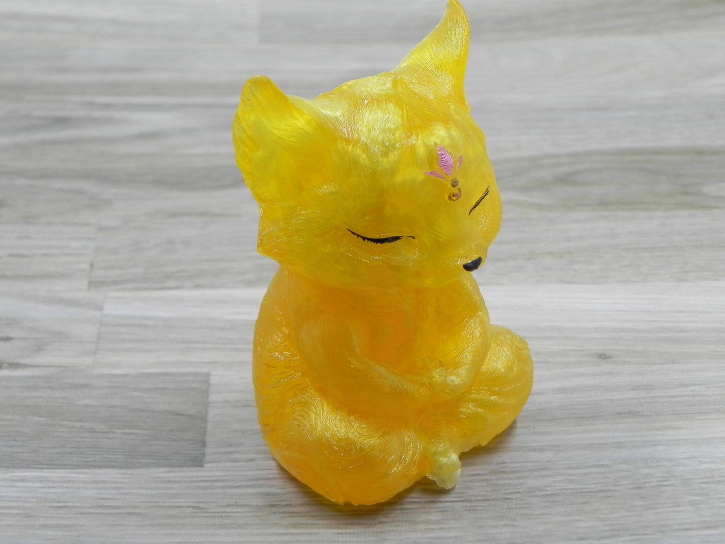 Meditating Fox--Yellow/pearl