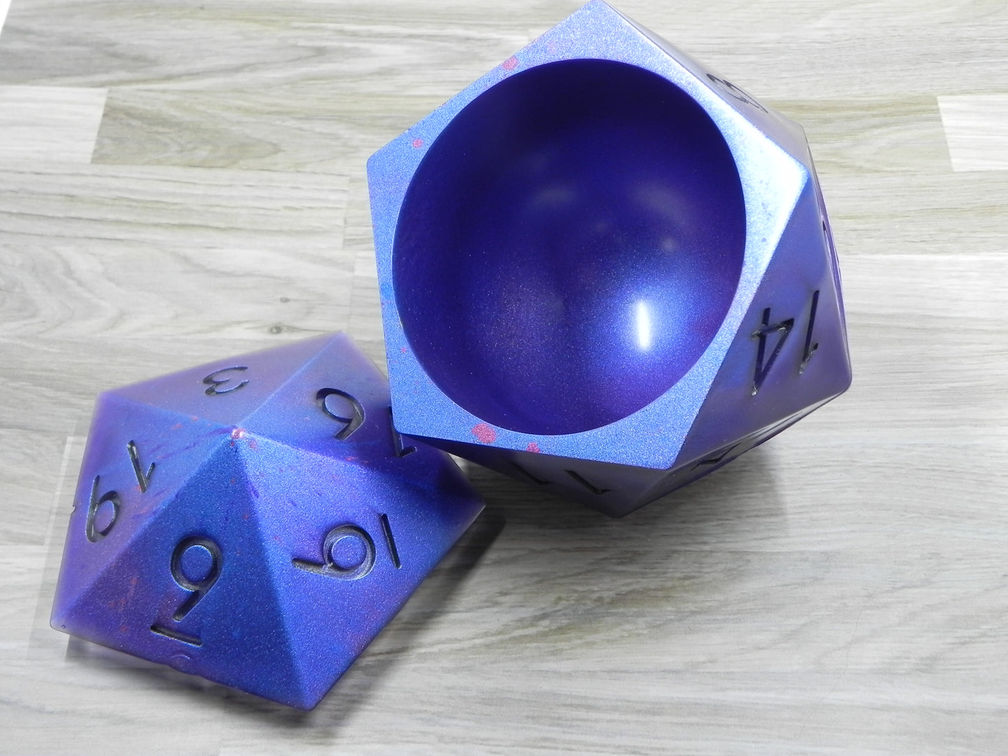 D20 Dice Vault