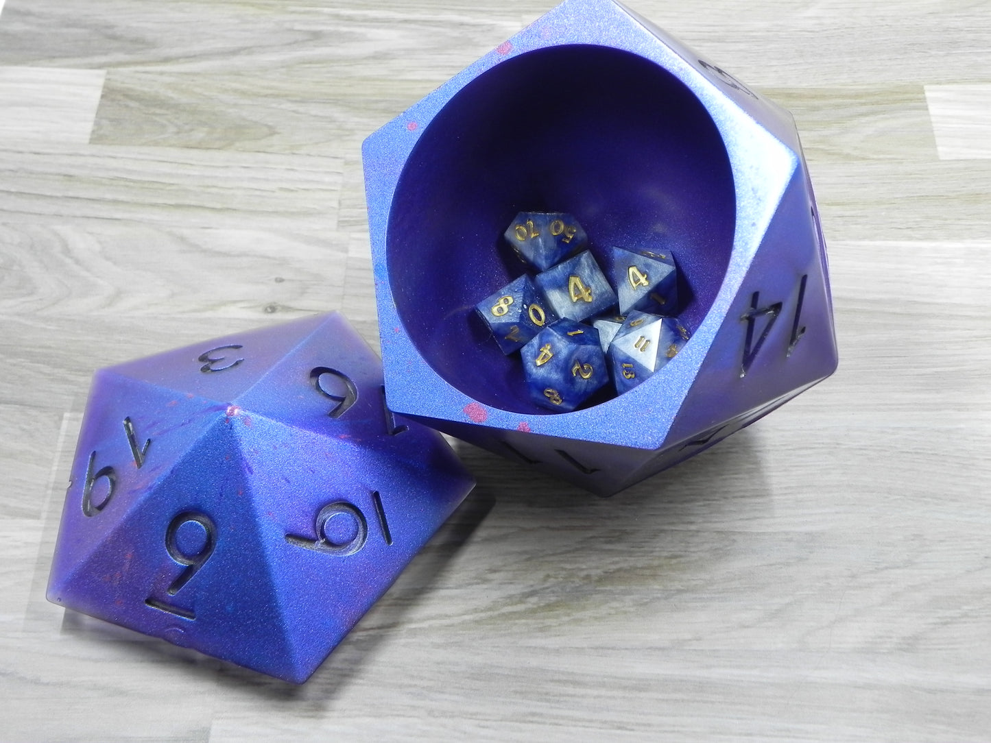 D20 Dice Vault