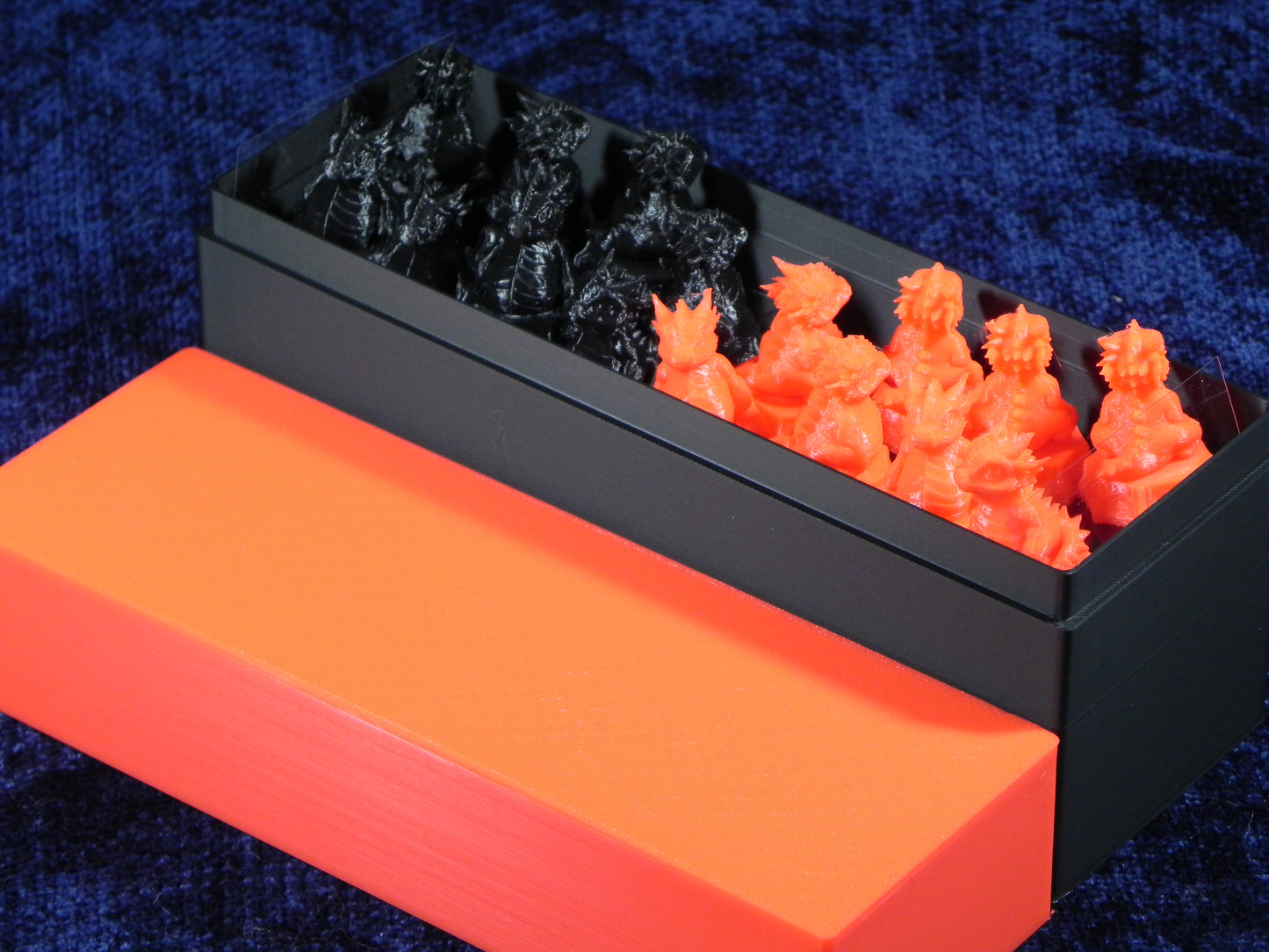 Red and Black Epic Dragon Chess Set