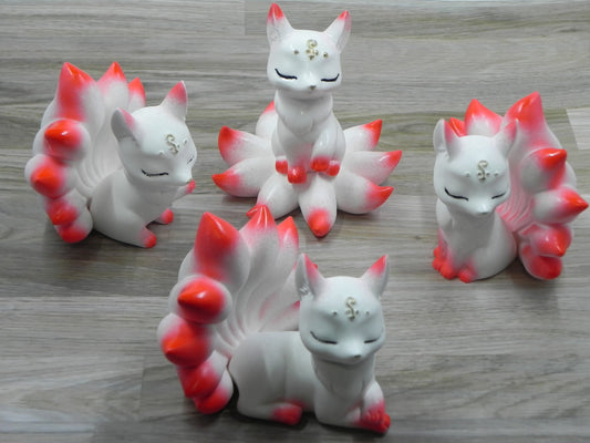 Kitsune Medium Figures-Traditional Red