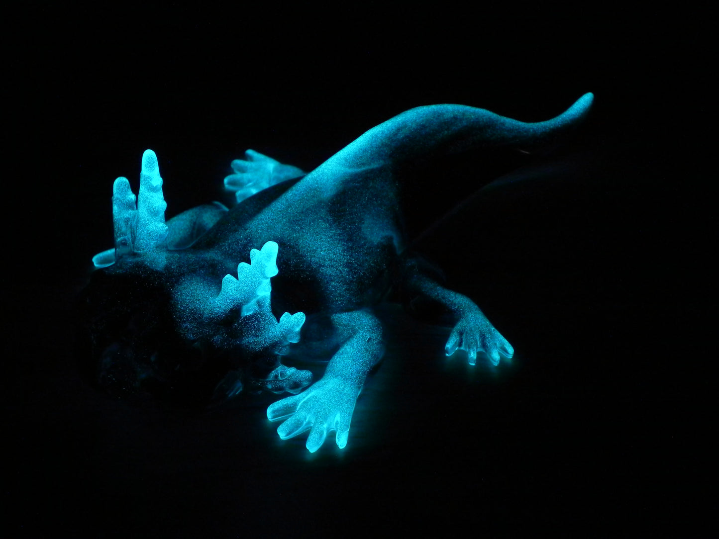 Axolotl Glow Tip Blue