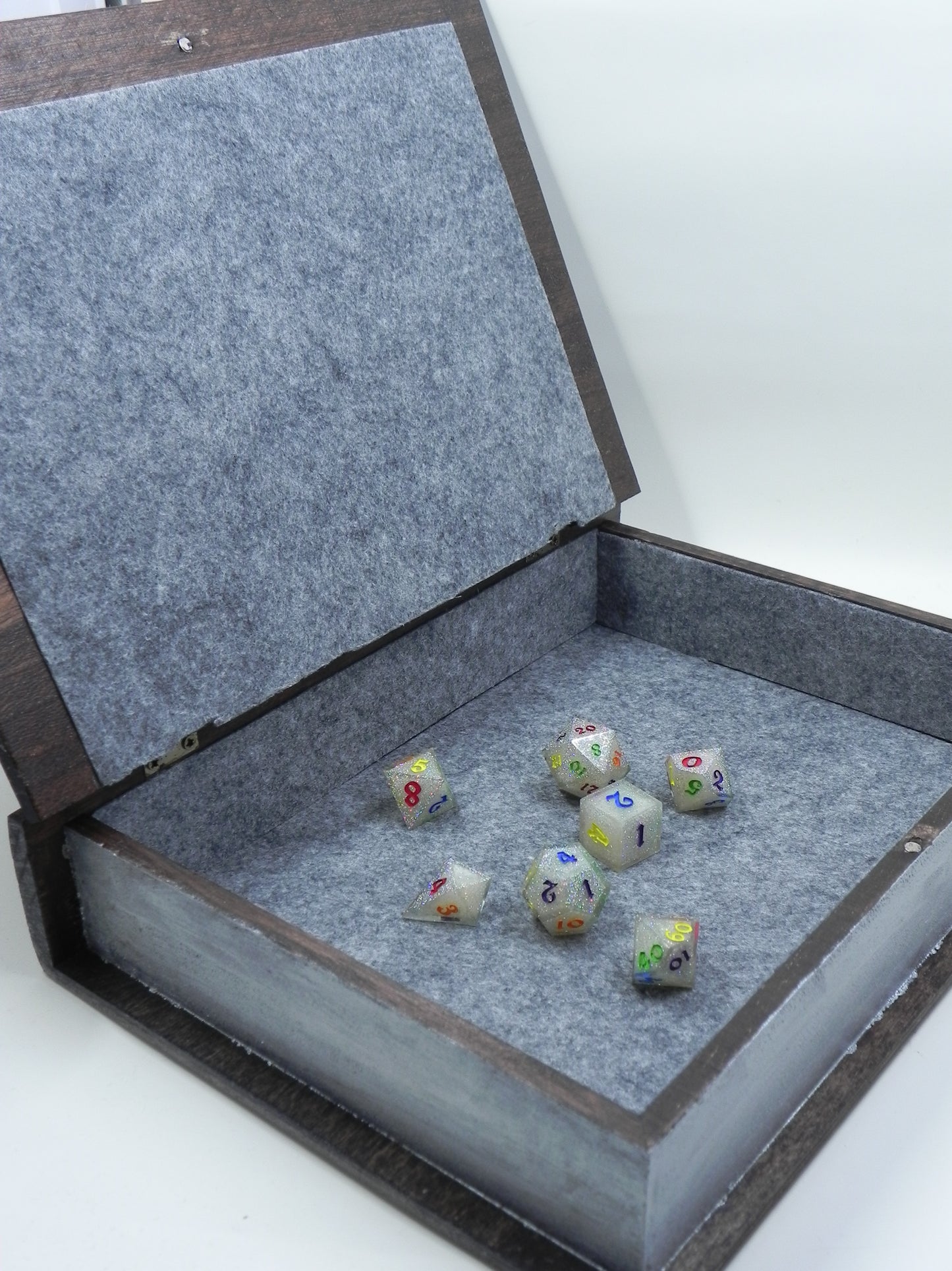 "Adventurer's Guide" Book box