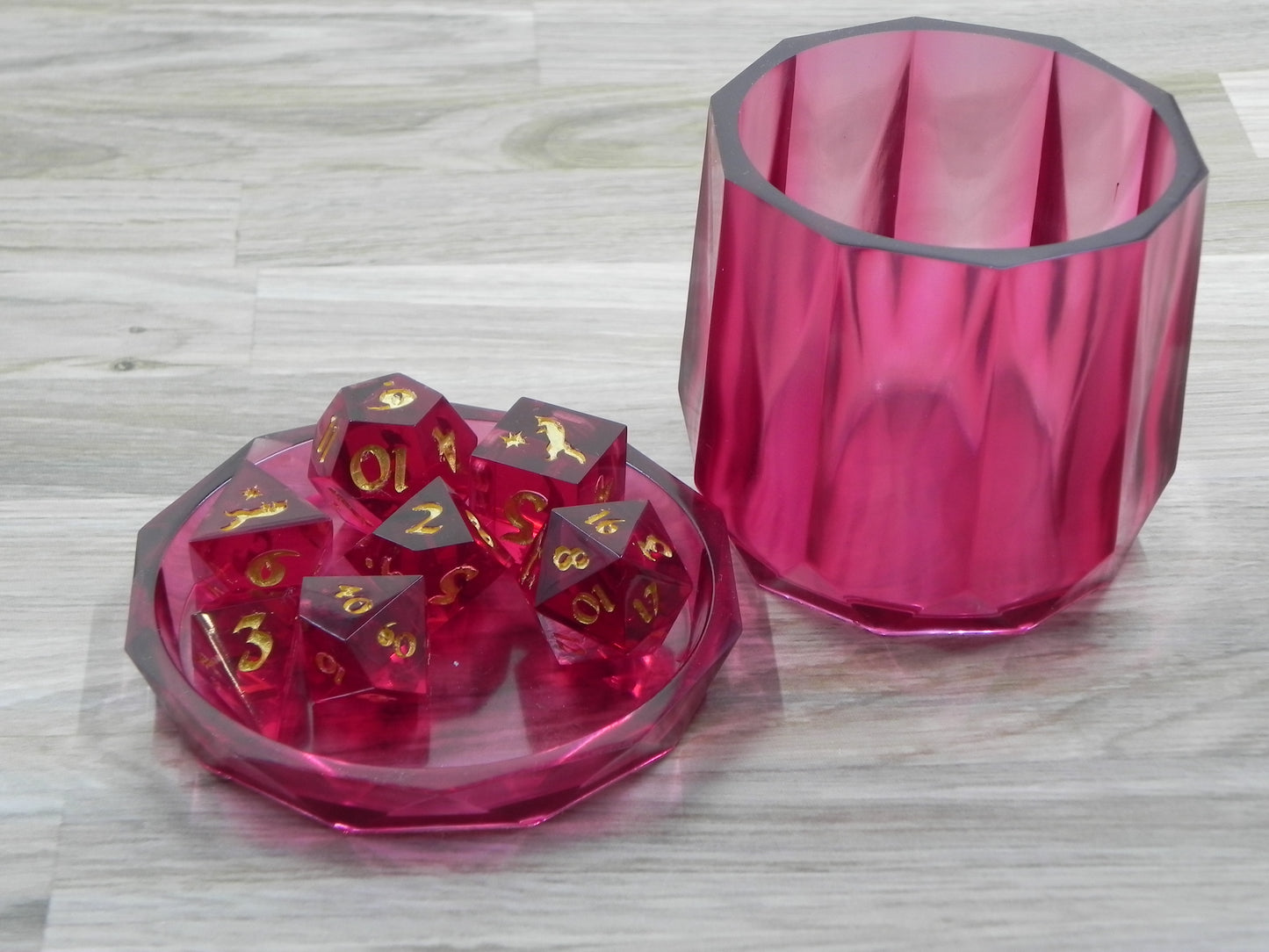Dice Set: Garnet Fox Northstar