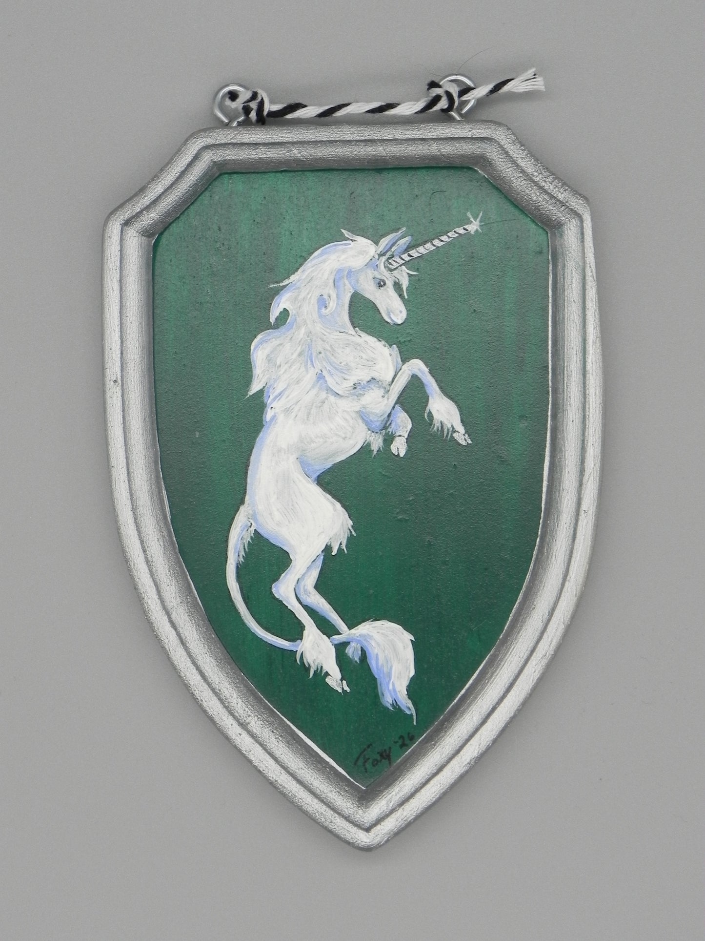 "Unicorn" mini wood plaque shield